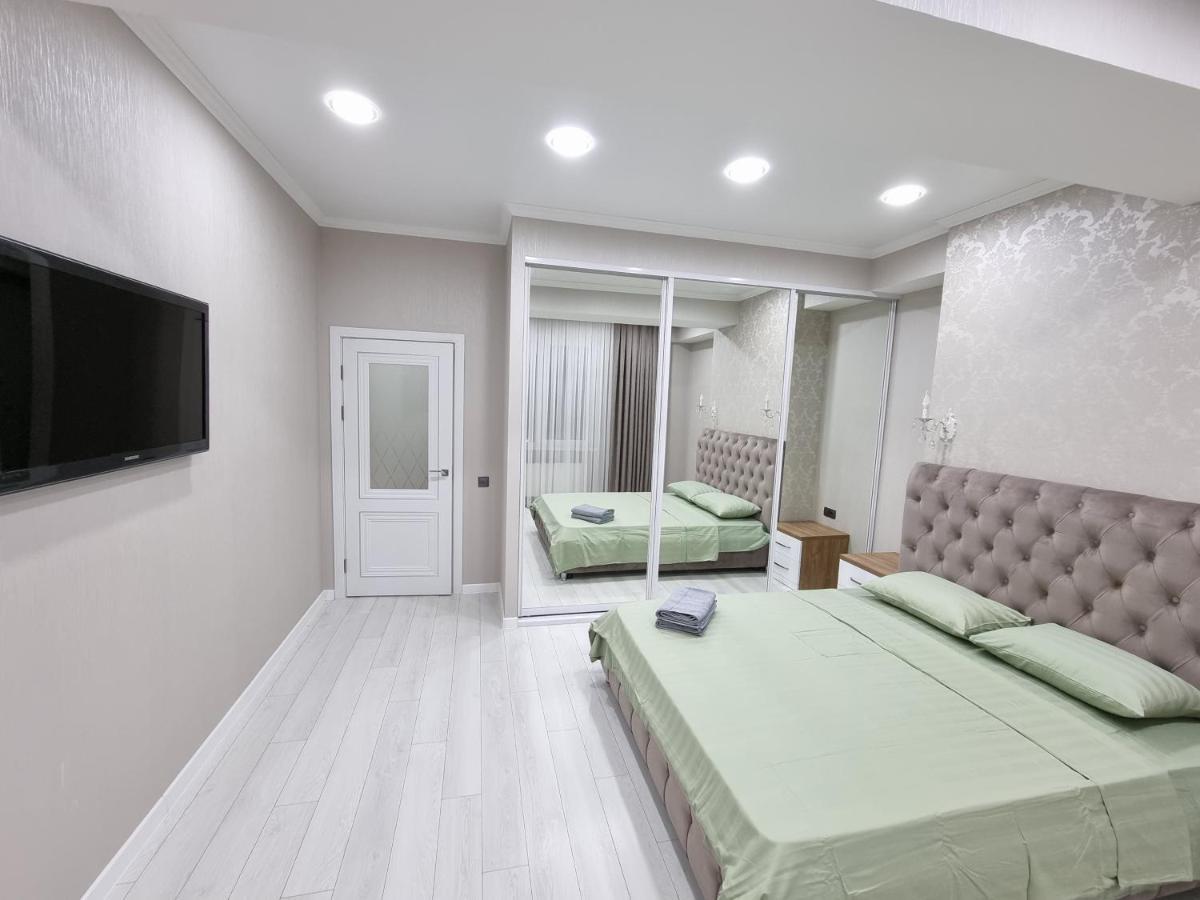 Luxury Best Grand New Apartaments Ultra Central Chisinau Exterior foto
